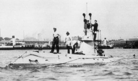 HMS A-1, Portsmouth, England in 1903